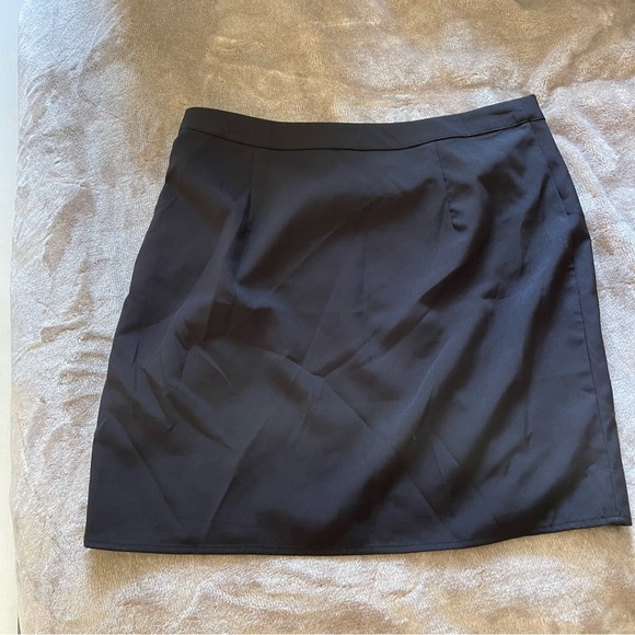 TOBI Mini Skirt - Picture 5 of 5